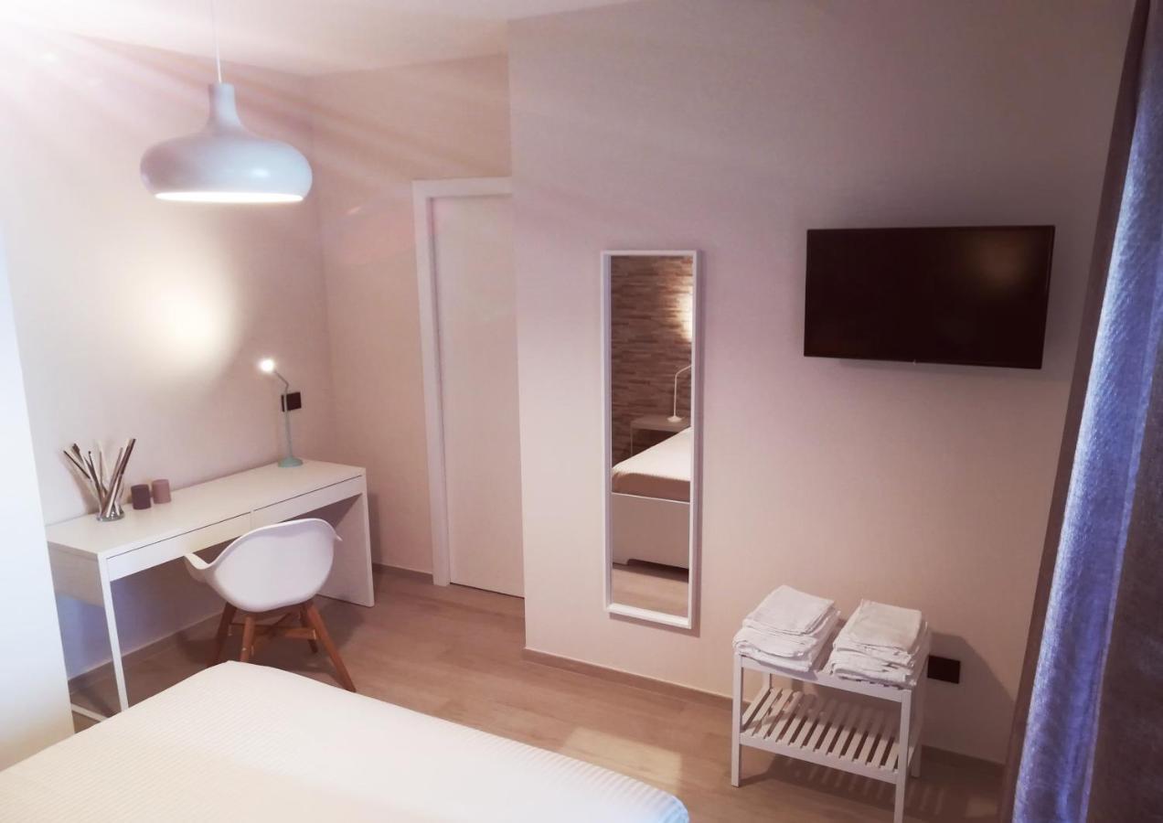 Due Rioni Bed&Breakfast Adelfia Esterno foto